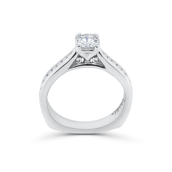 Engagement Ring in White Gold