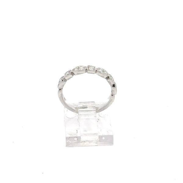 18K Gold Diamond Ring – 30pt, 2.8g