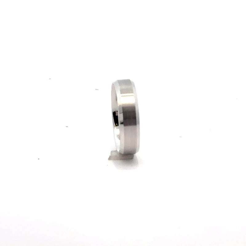 14K White Gold Wedding Band – 7.5g