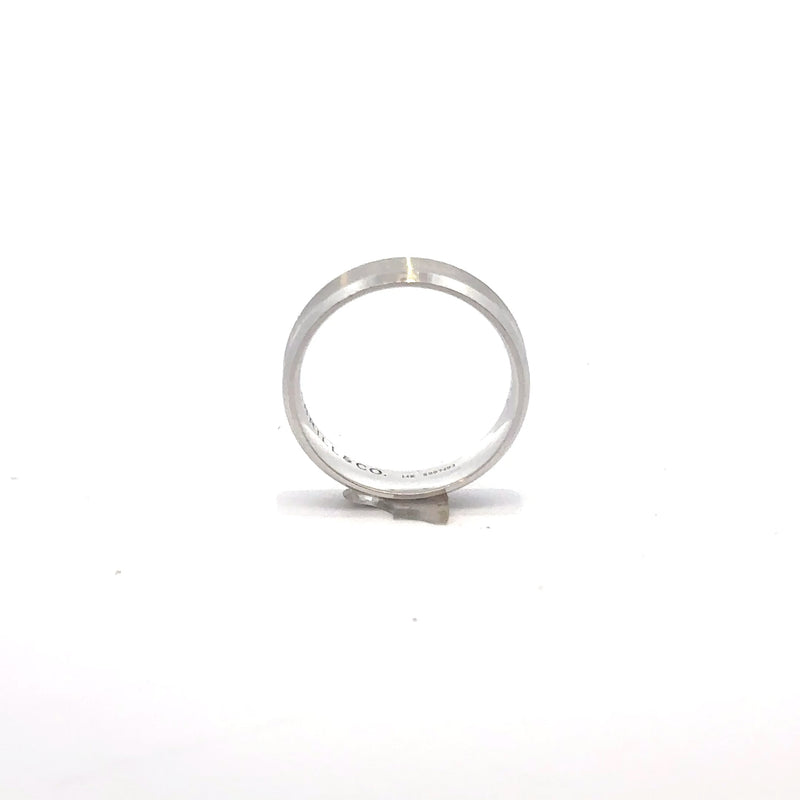 14K White Gold Wedding Band – 7.5g