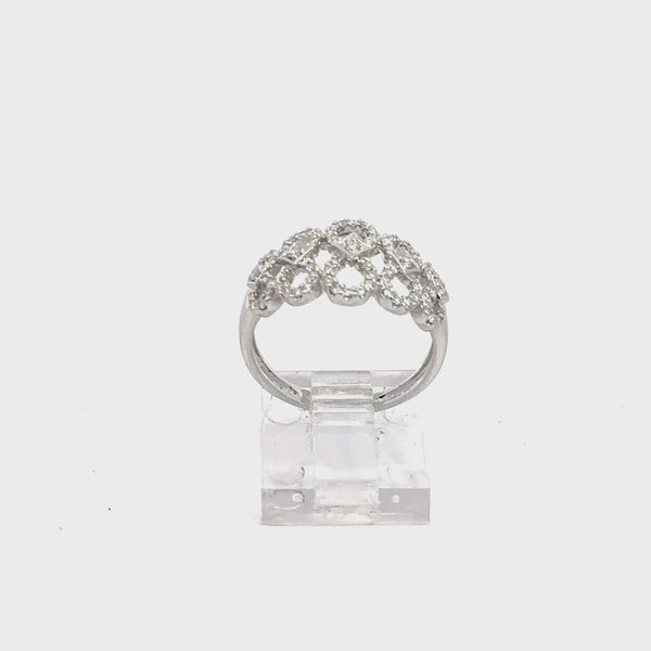18K Gold Diamond Ring with Interlocking "8" Design – 85pt, 3.58g
